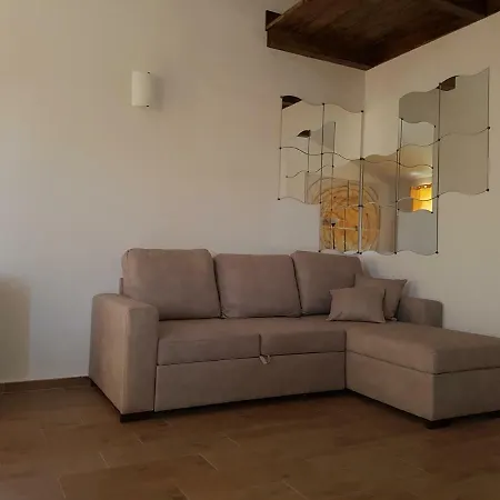 Chrysalis' House * Piano di Follo